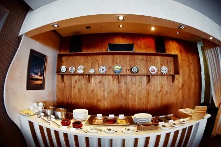 Золотой Пляж Отели рядом с достопримечательностью «Марракеш»