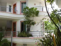 Bed & Breakfast Casaejido Hotels near THE UNION