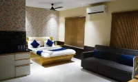 Stay10 Luxury Service Apartment Hotel Hotels near Rajwada