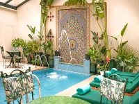 Hotel Safia - ที่มีสระว่ายน้ำ