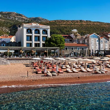 Hotel Riva by Aycon