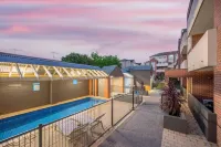 MainStay Suites Kew - Wifi