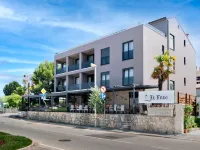 Boutique Residence Arion Hôtels à proximité de : Parc Punta Corrente