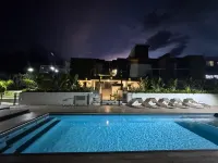 Hotel San Gil House - Pools