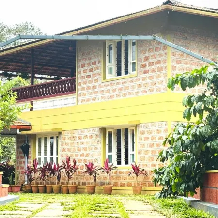 Heights Farm Stay - Nature Stay Near Madikeri