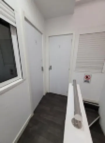 Ayz Frailes - Auto Check-in Property