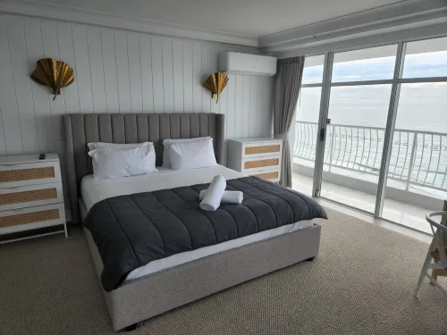 Burleigh Surf Apartments - Parkplatz