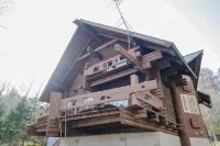 Lake Toya Hillside House - balcony