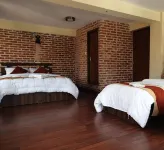 Hotel Layaku Durbar - parking
