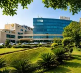 Lime Tree 2 BHK Serviced Apartment Golf Course - Pensions