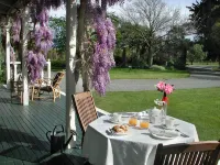 The Peppertree Luxury Accommodation - sarapan