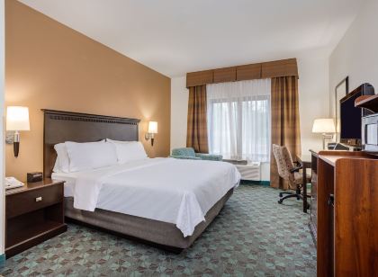 Holiday Inn Express & Suites Canton