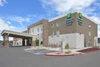 Holiday Inn Express & Suites Williams Hotels in Williams