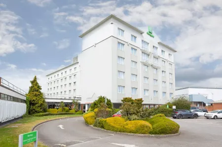 Holiday Inn BASILDON by IHG