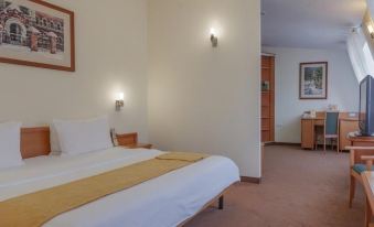 Dom Hotel Classic