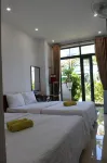 Green Garden House - Bed and Breakfasts