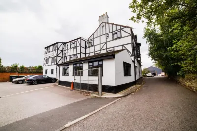 OYO the Royal Hotel Hotel di Whickham