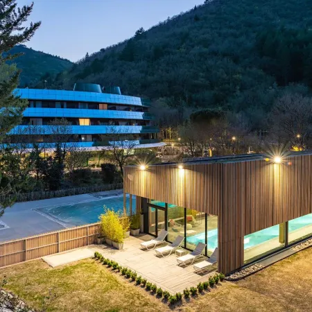 Eau Thermale Avène l'hôtel Hotels in Herault