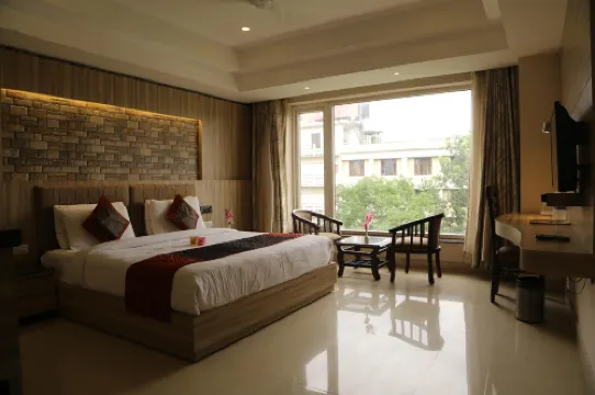 The Pearl Grand Hotel