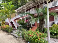 Alux House - 4-Star