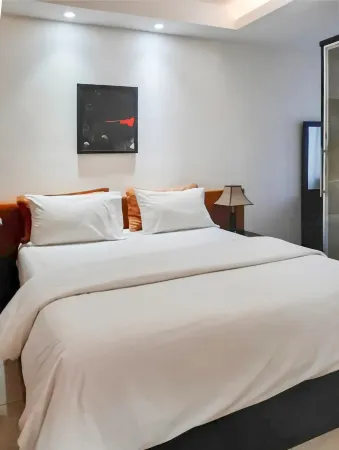 3Br Apartement Galeri Ciumbuleuit 1 by R.Rowawi