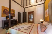 StayVista at Wings on Water - Riverview Villa with Pool Hotels in Chopdem