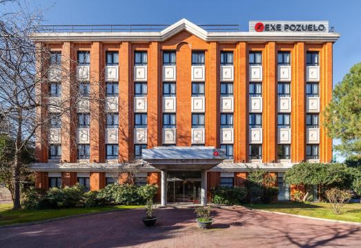 Exe Pozuelo 가족실