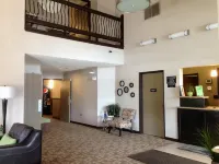 Super 8 by Wyndham Strafford/Springfield Area Hotels in Greene County