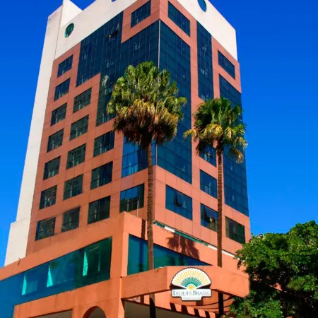 Leques Brasil Hotel Escola Отели рядом с достопримечательностью «Площадь Либердаде»