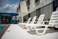 Days Inn by Wyndham Troy - Pools