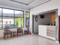 Reddoorz @ Hotel Bersaudara Bungo Hotel a Cadika