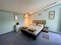 Victoria Hotels in Sukko