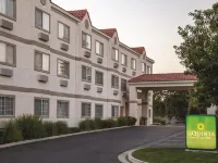 La Quinta Inn & Suites by Wyndham Davis Hotels in Davis