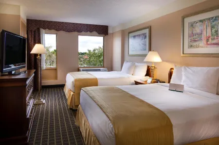Staybridge Suites Orlando Royale Parc Suites Отели рядом с достопримечательностью «Олд Таун»