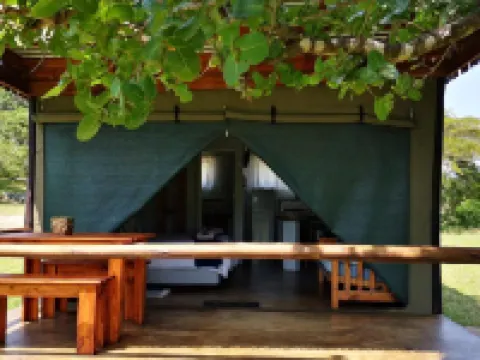 Kingfisher Bush Lodge Hotels in North Uthungulu