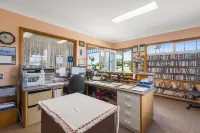 Swansea Cottages & Motel Suites Hotels in Dolphin Sands