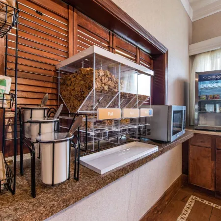 Comfort Inn & Suites Streetsboro - Kent