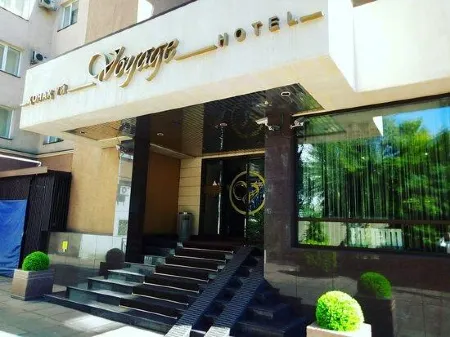 Отель Вояж Отели рядом с достопримечательностью «Арбат»