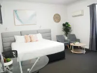 The Esplanade Motel Hotels in Swansea