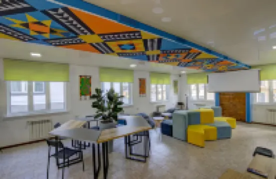 People Hostel & Coworking