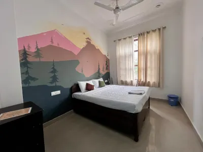 Joey's Hostel Rishikesh Hotels in 