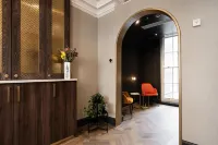 The House on Warwick - 2-Star