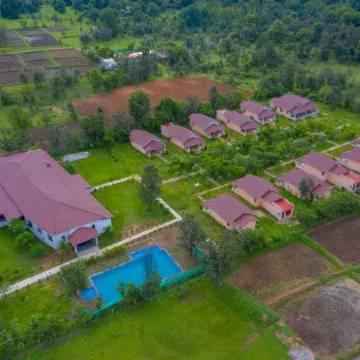 Tuli Veer Bagh Resort Turia