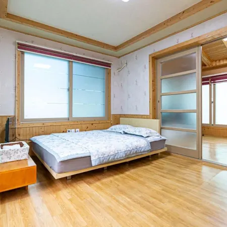 Samcheok Sol Beach Pension
