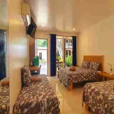 Pili Beach Resort Agmanic Rooms