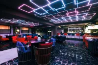 Beluga Hotel - parkir