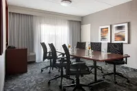 Courtyard Syracuse Carrier Circle Отели в г. Де Витт