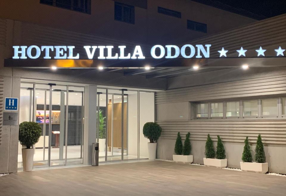 hotel overview picture