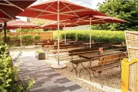Rhönblick Landhotel - Restaurant - Countrypub Hotels in Petersberg