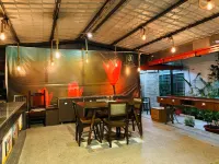 Royal Palms Luxury Service Apartment - Pet friendly